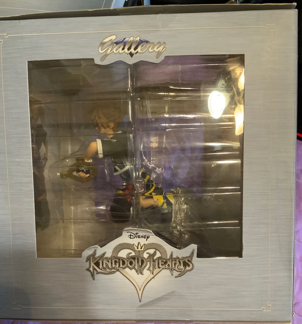 Sora - Disney vinyl figure collectible [Barcode 699788826546] - Main Image 2