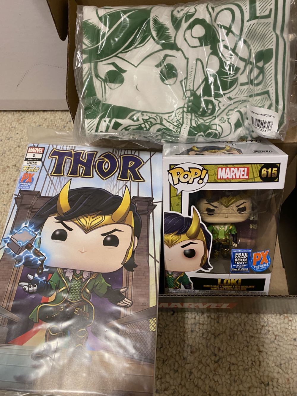 Marvel Mystery Box - Marvel Universe vinyl figure collectible [Barcode 889698492317] - Main Image 2