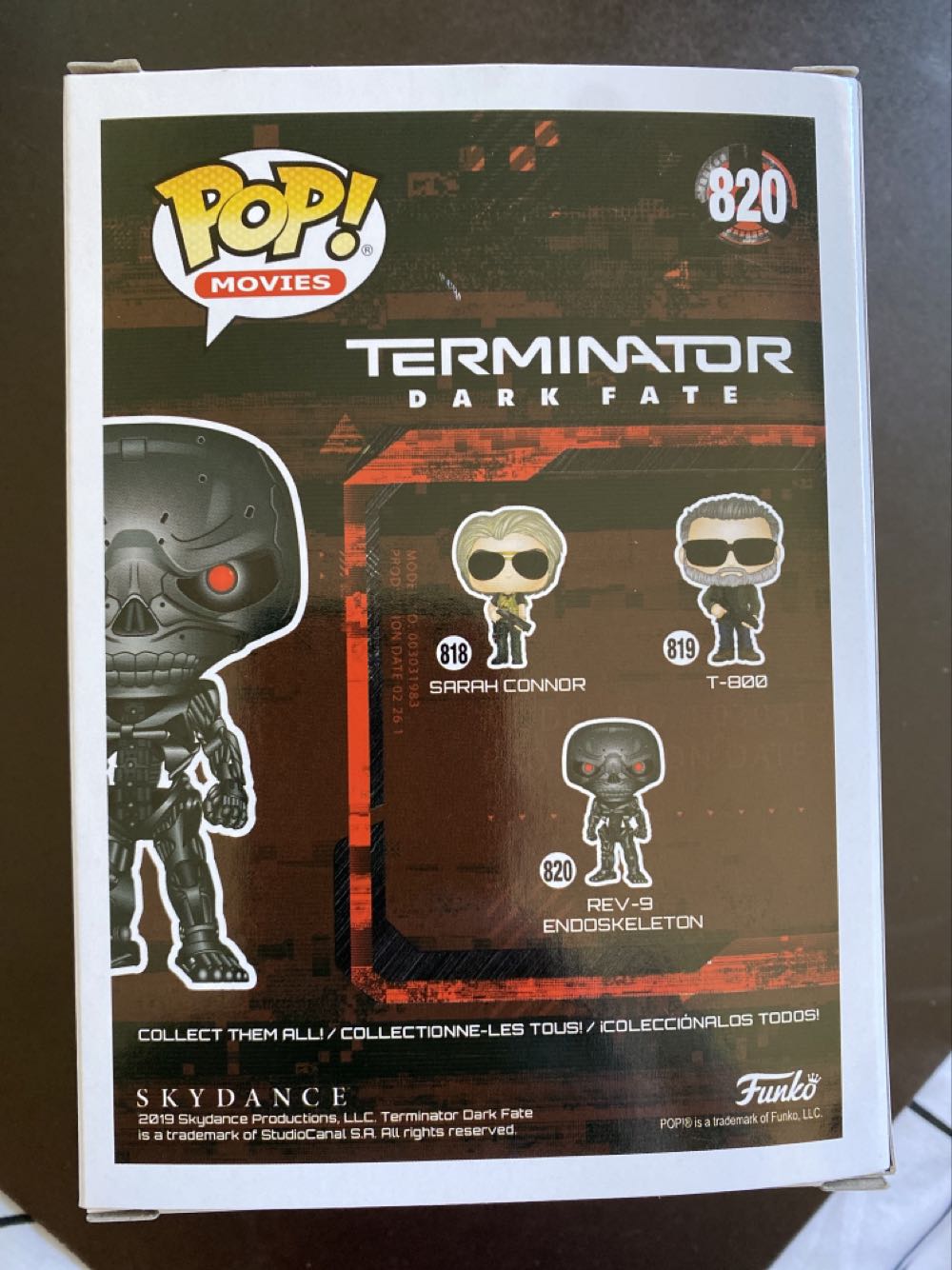 Rev-9 Endoskeleton - Terminator vinyl figure collectible [Barcode 889698435031] - Main Image 2