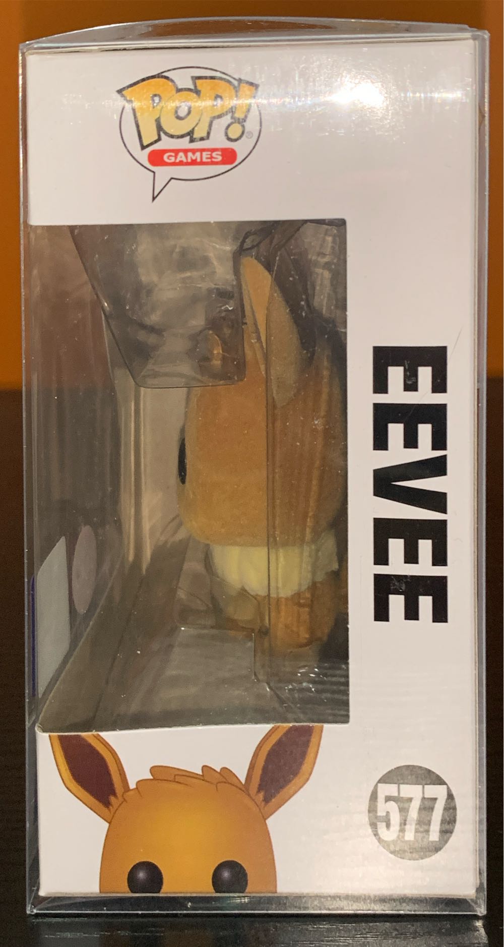 Evee - Pokémon vinyl figure collectible [Barcode 889698463157] - Main Image 2