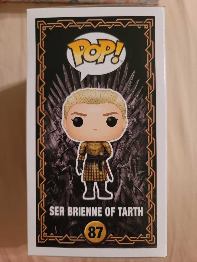 Ser Brienne Of Tarth - Game of Thrones vinyl figure collectible [Barcode 889698450478] - Main Image 2