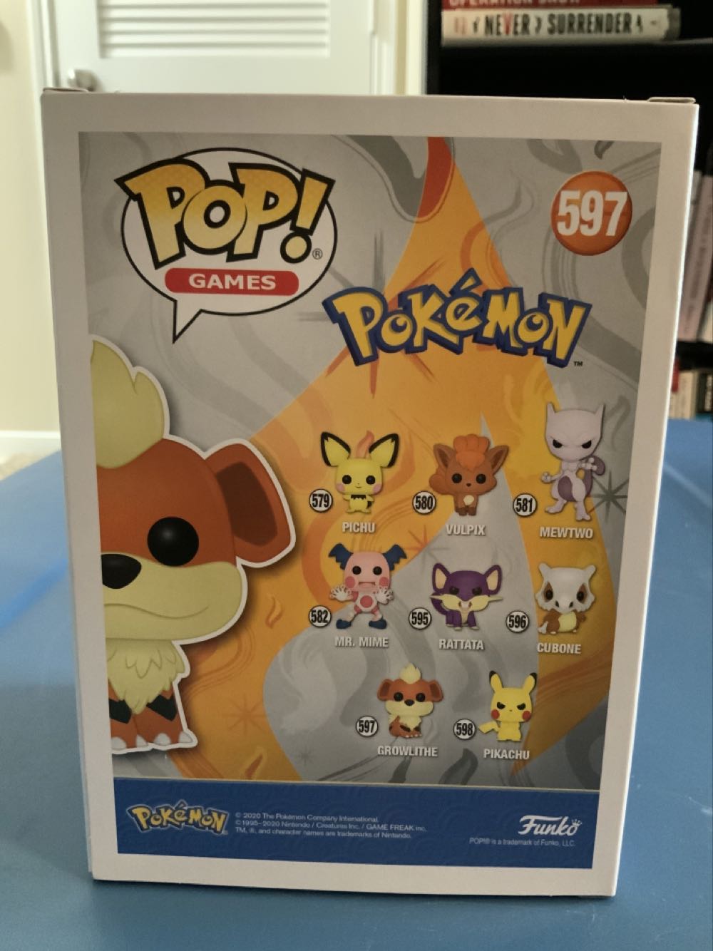Growlithe - Pokémon vinyl figure collectible [Barcode 889698484008] - Main Image 3