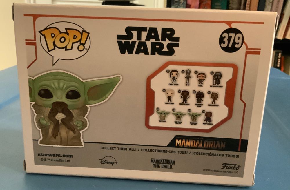 The Child (with Frog) - Star Wars: The Mandalorian vinyl figure collectible [Barcode 889698499323] - Main Image 2