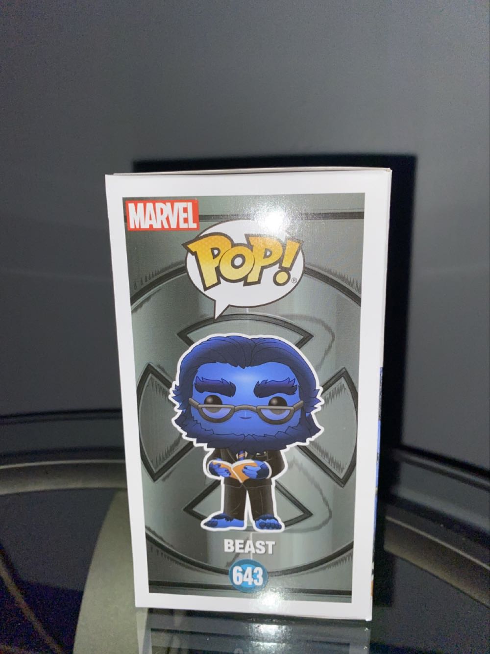 Beast - X-Men vinyl figure collectible [Barcode 889698492898] - Main Image 2
