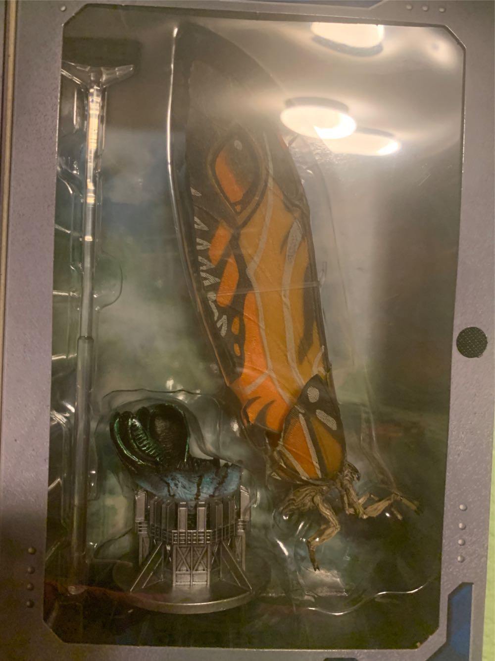 NECA Godzilla King Of Monsters Mothra V1 - Godzilla vinyl figure collectible [Barcode 634482428887] - Main Image 2