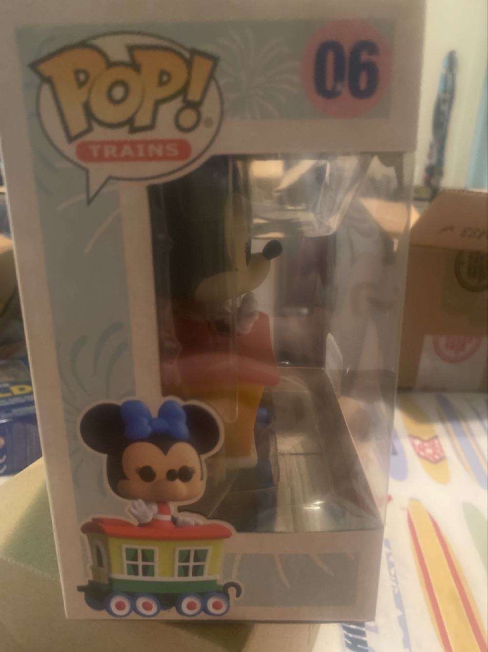 Disneyland 65th: Minnie Mouse (on the Casey Jr. Circus Train Attraction) - Disney Parks vinyl figure collectible [Barcode 889698509497] - Main Image 2