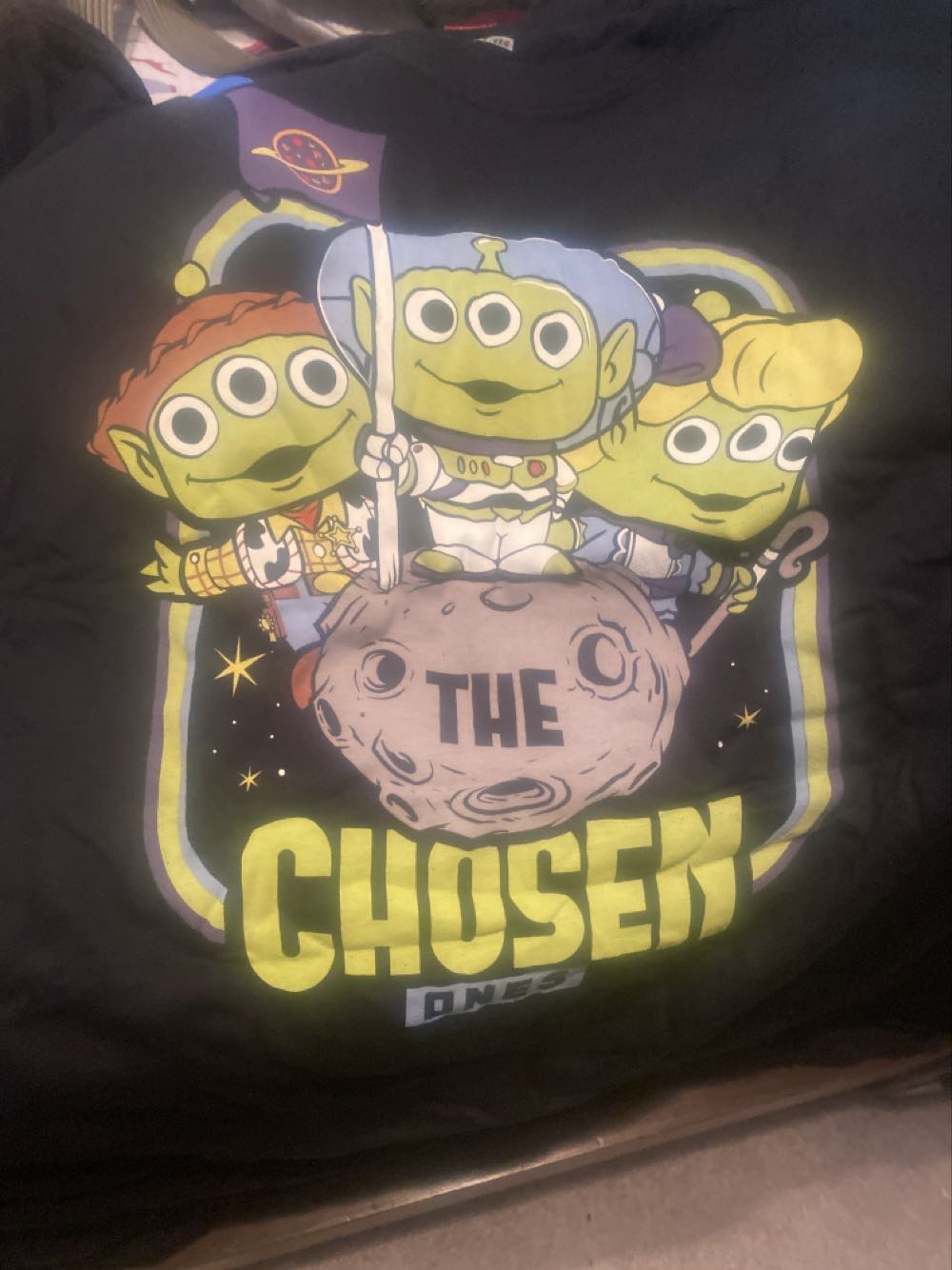 Remix - Buzz- GITD - Toy Story vinyl figure collectible [Barcode 889698492157] - Main Image 4