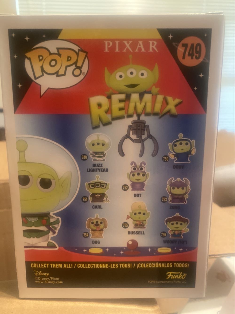 Buzz Lightyear - Toy Story vinyl figure collectible [Barcode 889698483612] - Main Image 3