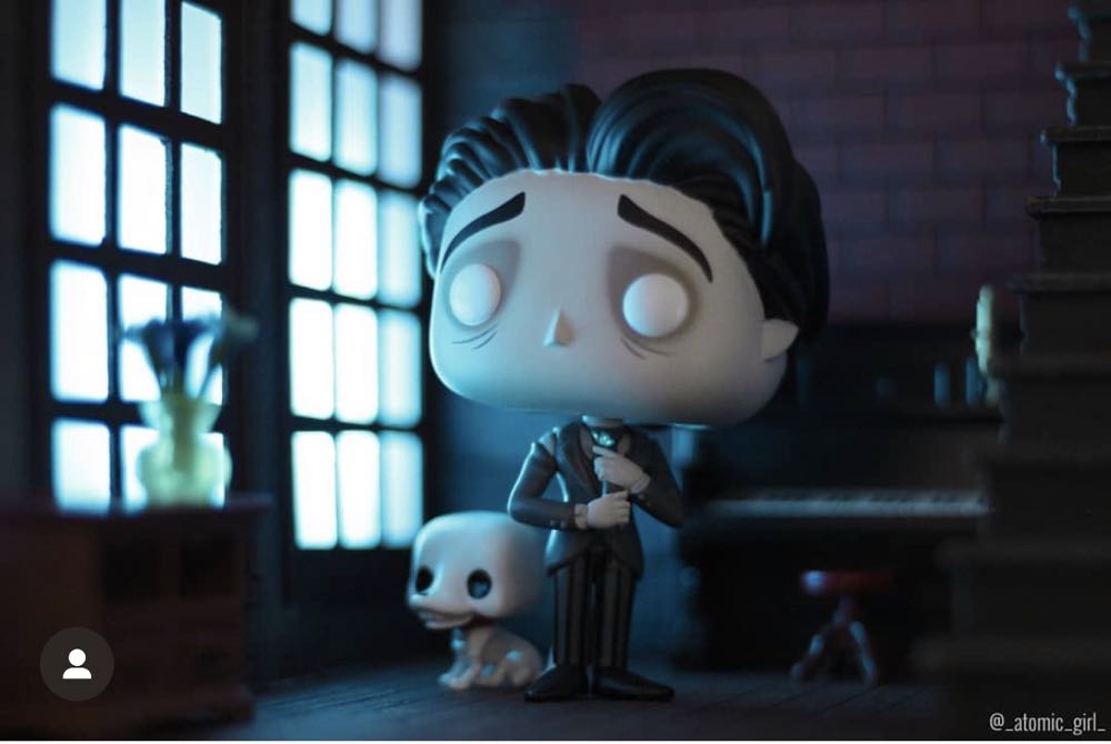 Victor with Scraps - Corpse Bride vinyl figure collectible [Barcode 889698490450] - Main Image 4