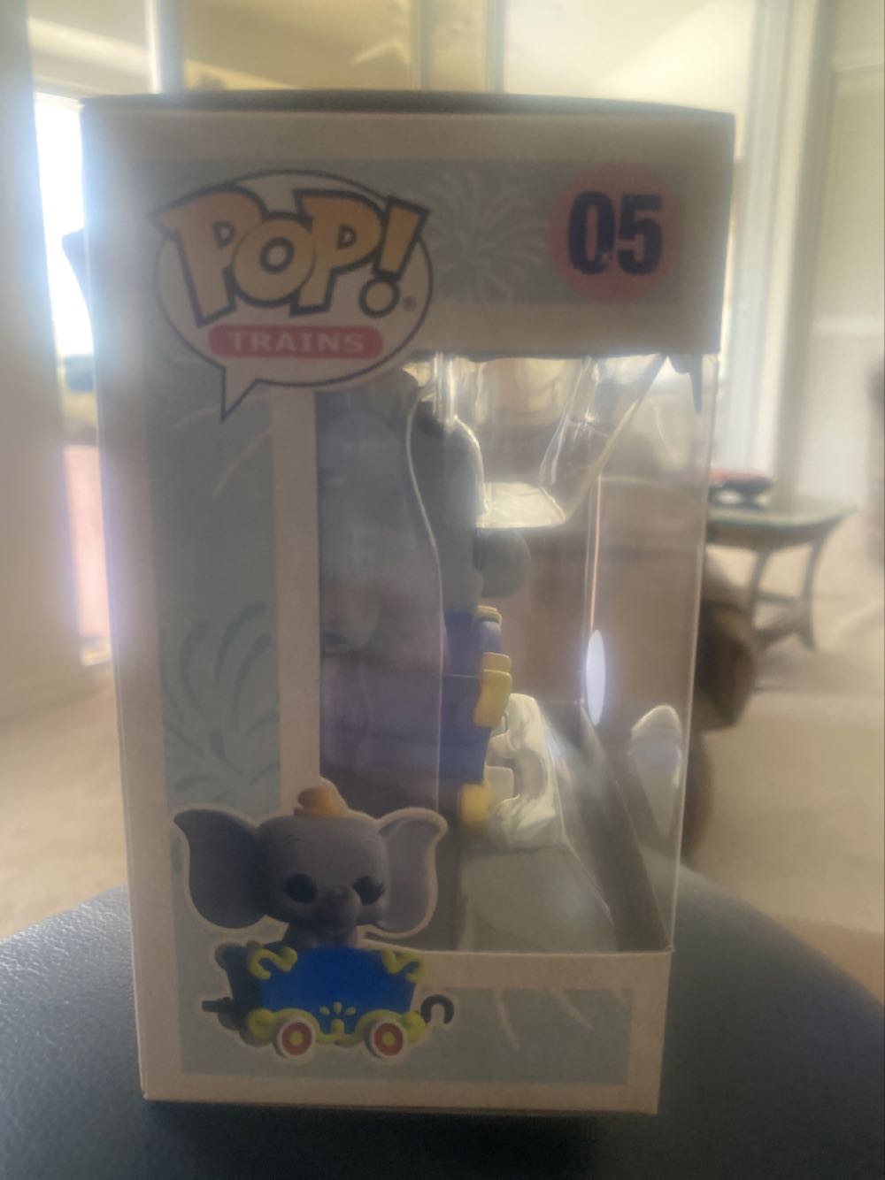 Dumbo (on the Casey Jr. Circus Train Attraction) - Disney vinyl figure collectible [Barcode 889698511971] - Main Image 4