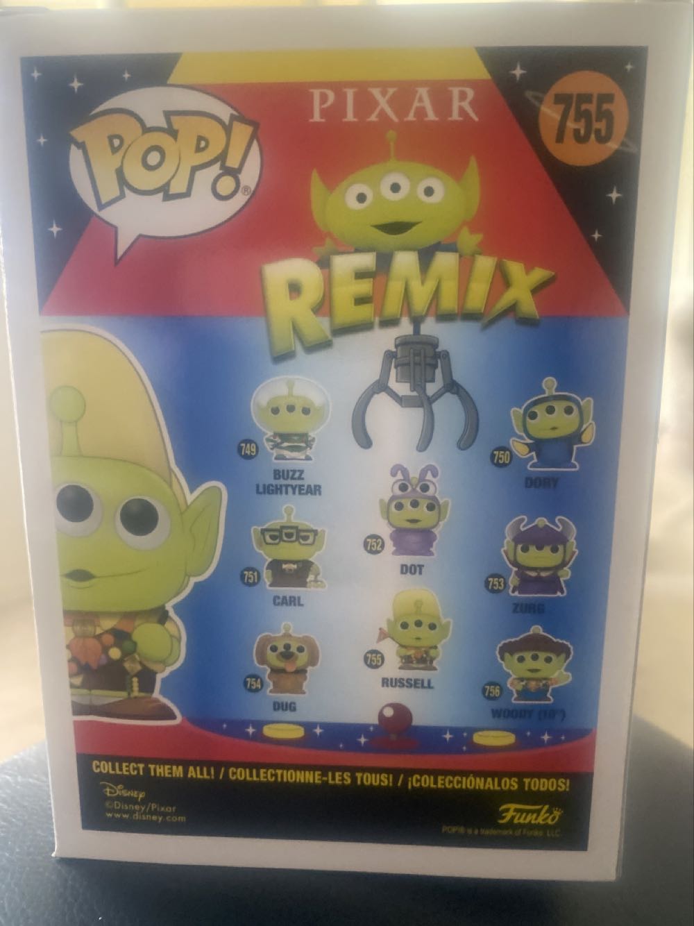 Russell - Up vinyl figure collectible [Barcode 889698493697] - Main Image 3