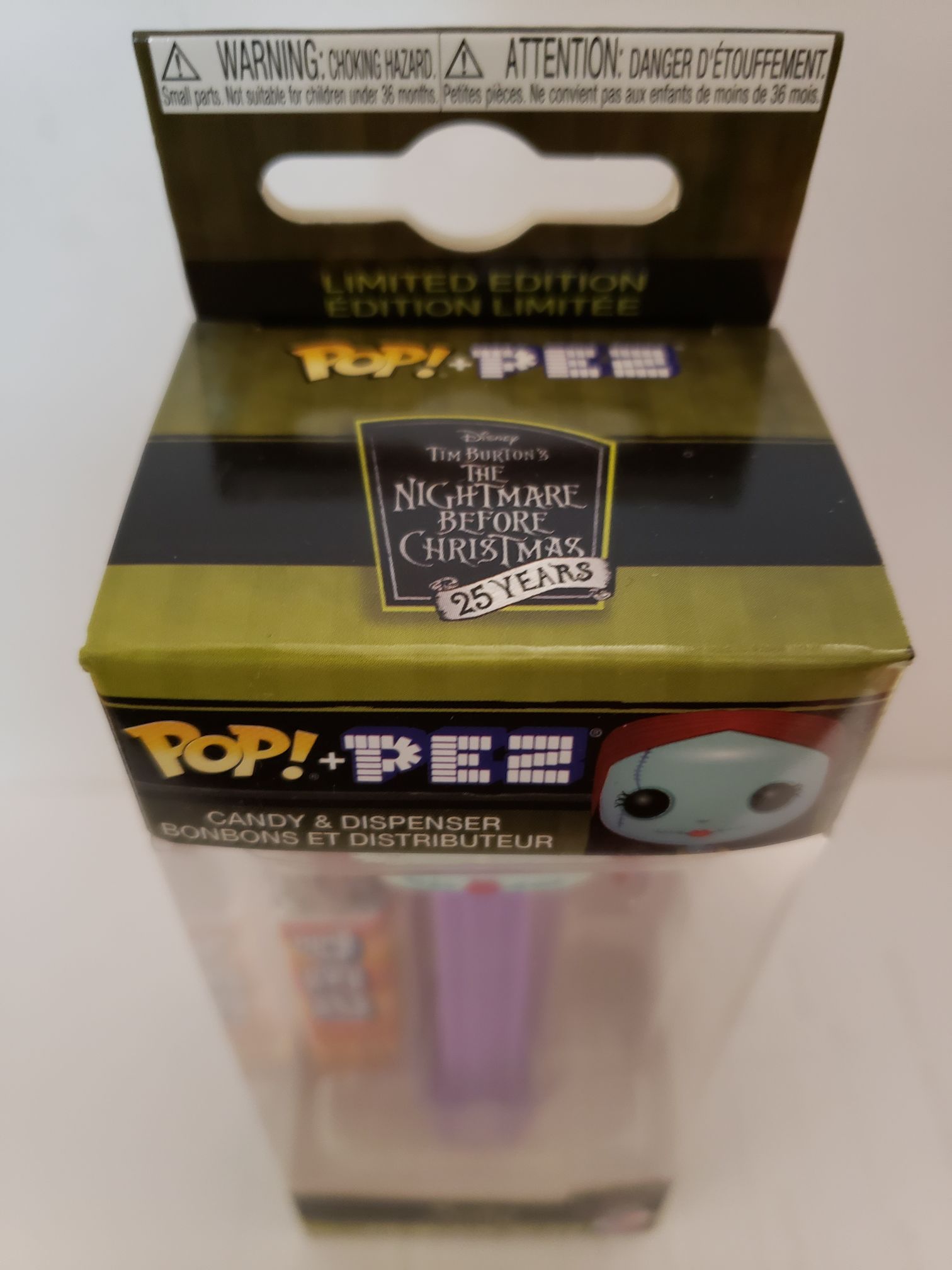 Sally Pez - The Nightmare Before Christmas vinyl figure collectible [Barcode 889698344128] - Main Image 2