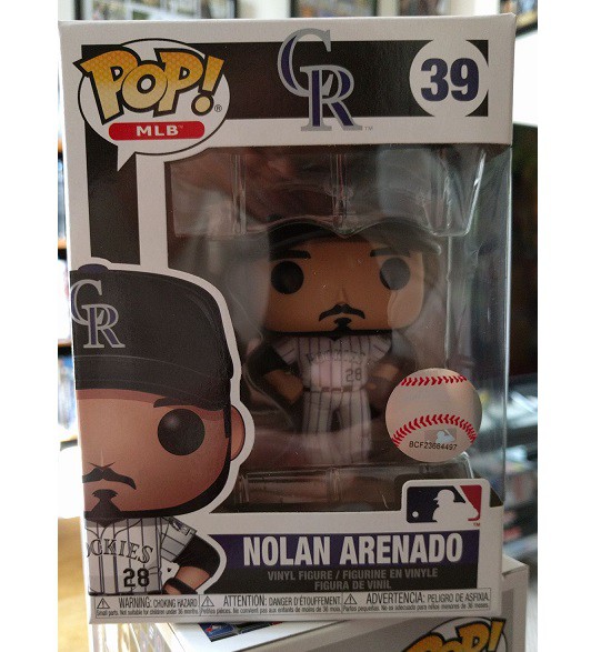 Nolan Arenado - MLB vinyl figure collectible [Barcode 889698468206] - Main Image 1