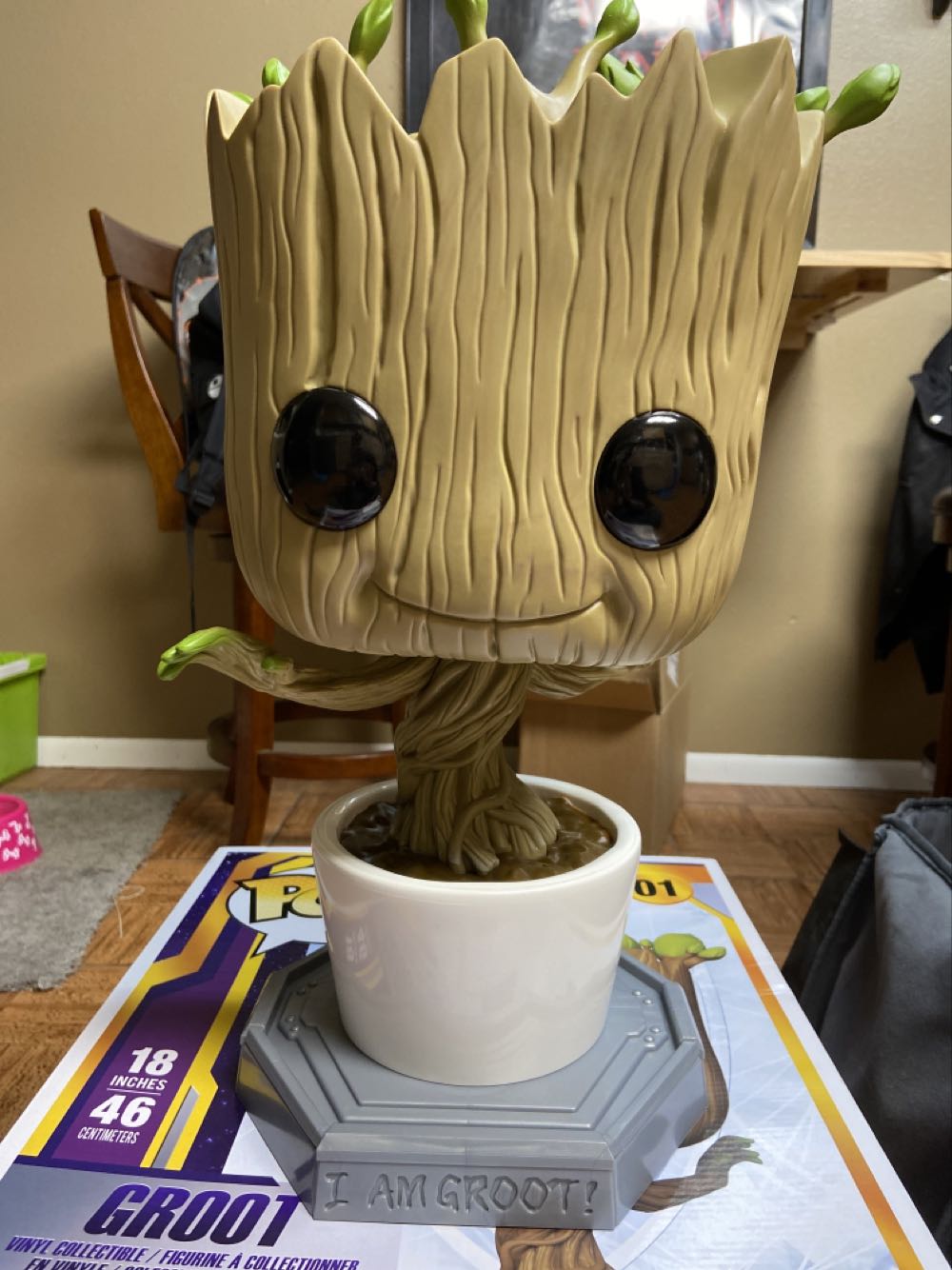Groot - Guardians of the Galaxy vinyl figure collectible [Barcode 889698500944] - Main Image 2