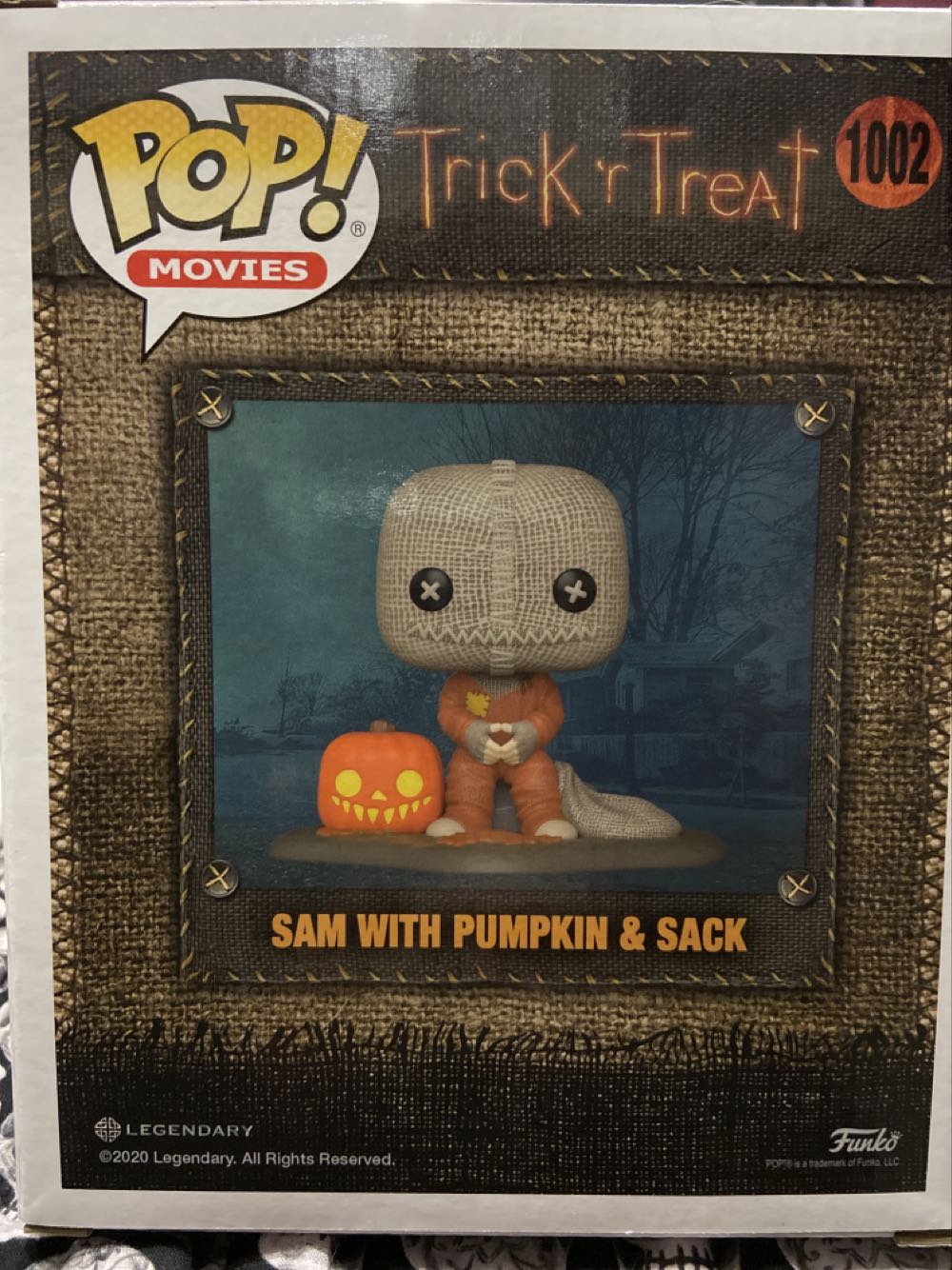 Sam (With Pumpkin & Sack) - Trick ’R Treat vinyl figure collectible [Barcode 889698364171] - Main Image 2