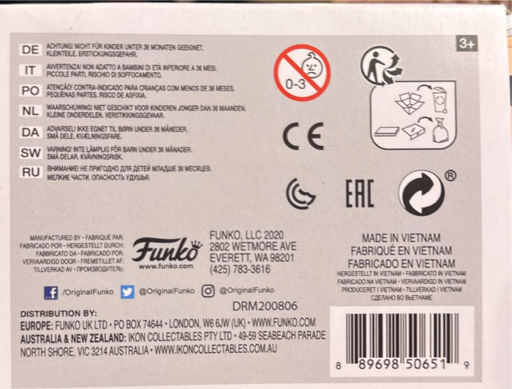 Superman In Holiday Sweater (Holiday) - DC Universe vinyl figure collectible [Barcode 889698506519] - Main Image 3