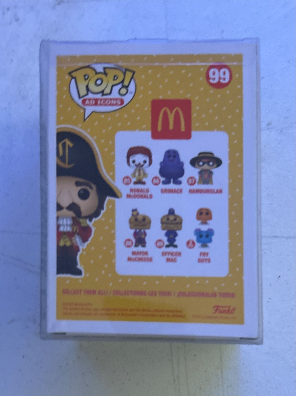 #99 Ad Icons: McDonald’s: Captain Crook - McDonald vinyl figure collectible [Barcode 889698489119] - Main Image 3