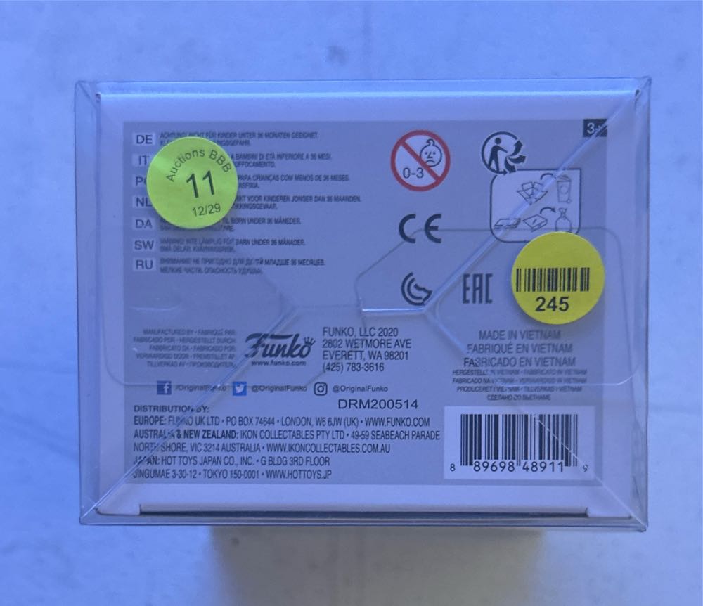 #99 Ad Icons: McDonald’s: Captain Crook - McDonald vinyl figure collectible [Barcode 889698489119] - Main Image 4