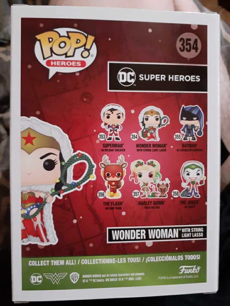 Wonder Woman (with String Light Lasso) - DC Universe vinyl figure collectible [Barcode 889698506526] - Main Image 2