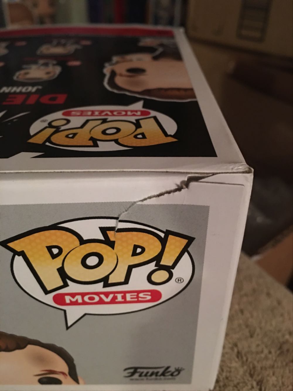 John McClane - Die Hard vinyl figure collectible [Barcode 889698503310] - Main Image 4