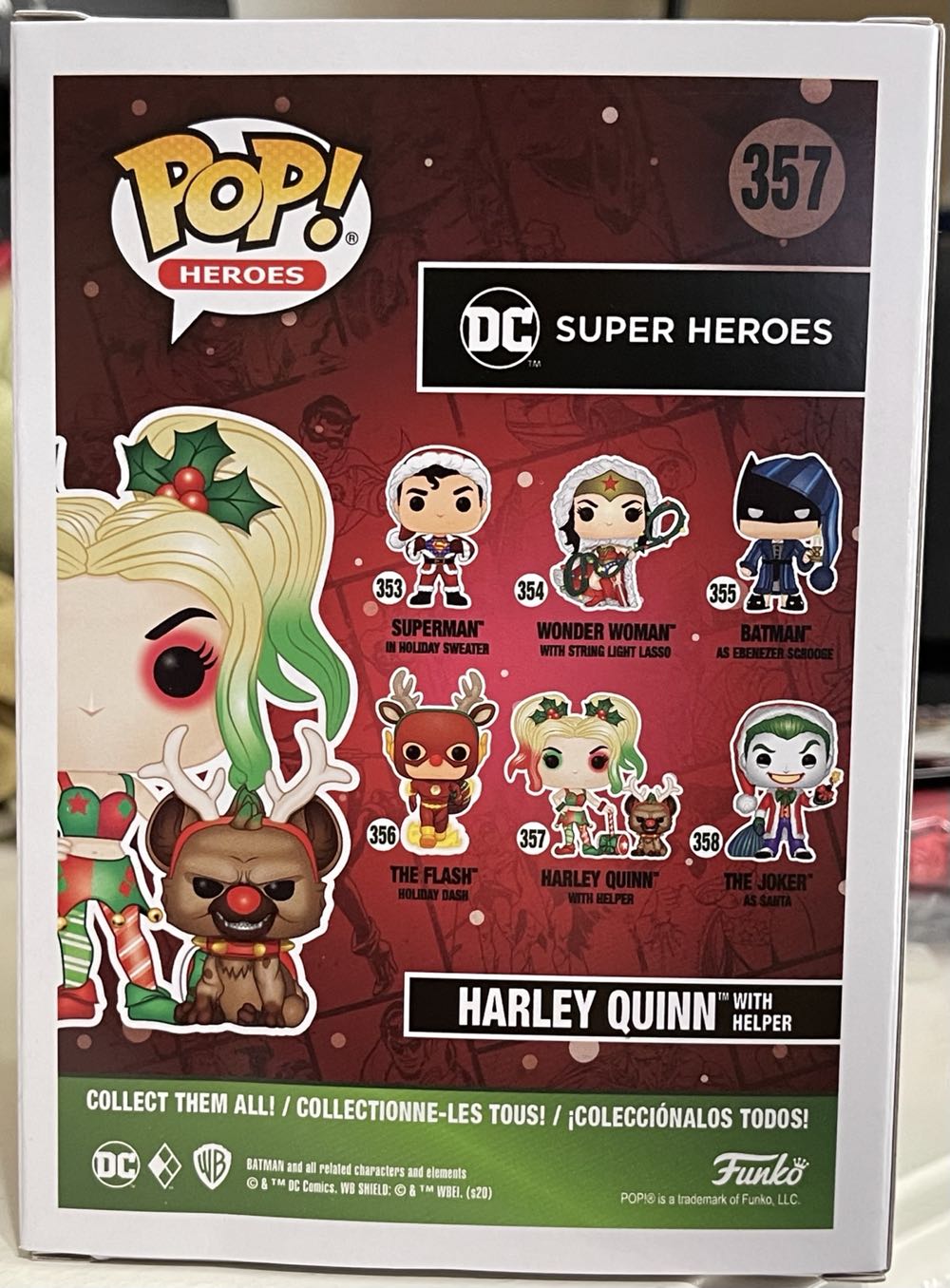 Harley Quinn (With Helper) - DC Universe vinyl figure collectible [Barcode 889698506564] - Main Image 4