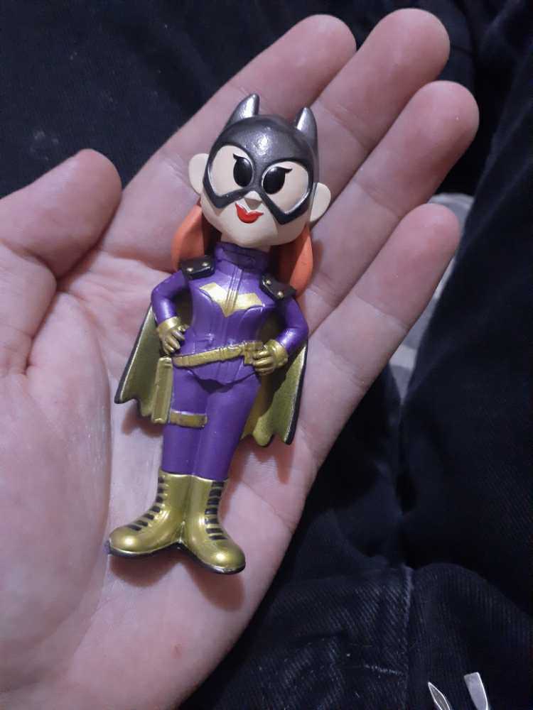 Funko Vinyl Soda Batgirl: Batgirl - DC Universe vinyl figure collectible [Barcode 889698509145] - Main Image 3