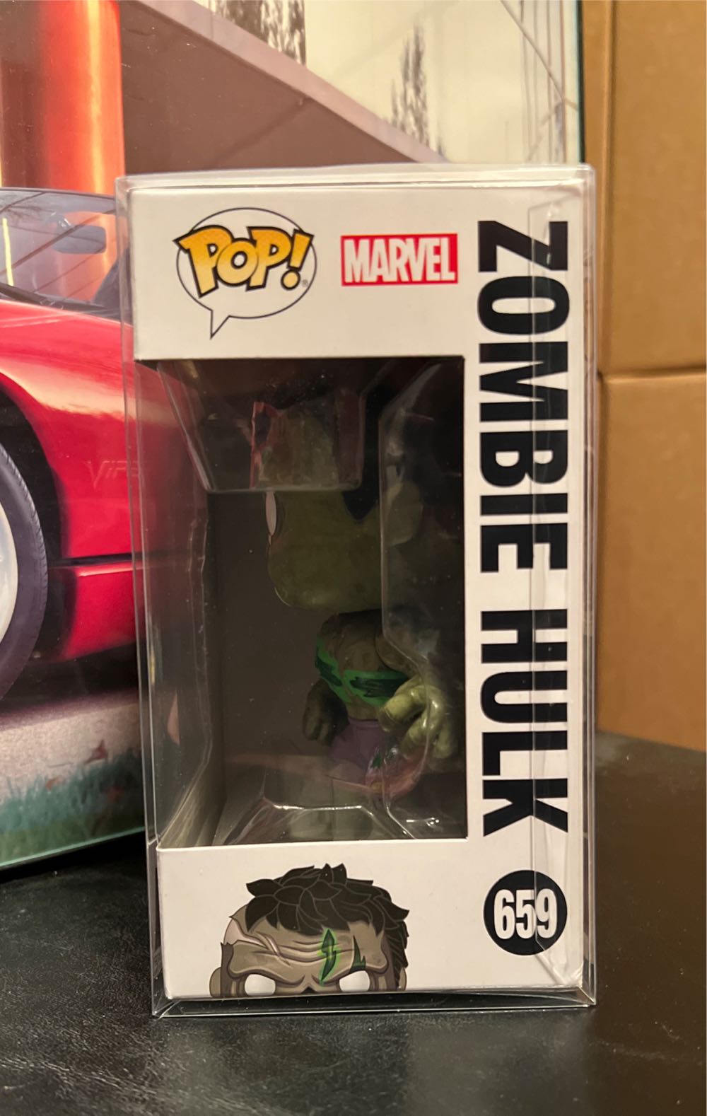 Zombie Hulk  vinyl figure collectible - Main Image 3