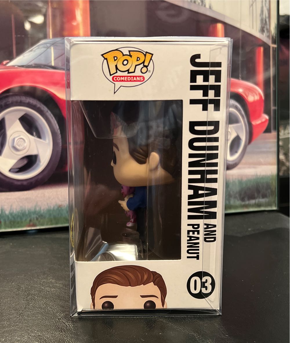 Jeff Dunham And Peanut - Celebrities vinyl figure collectible [Barcode 889698484251] - Main Image 3