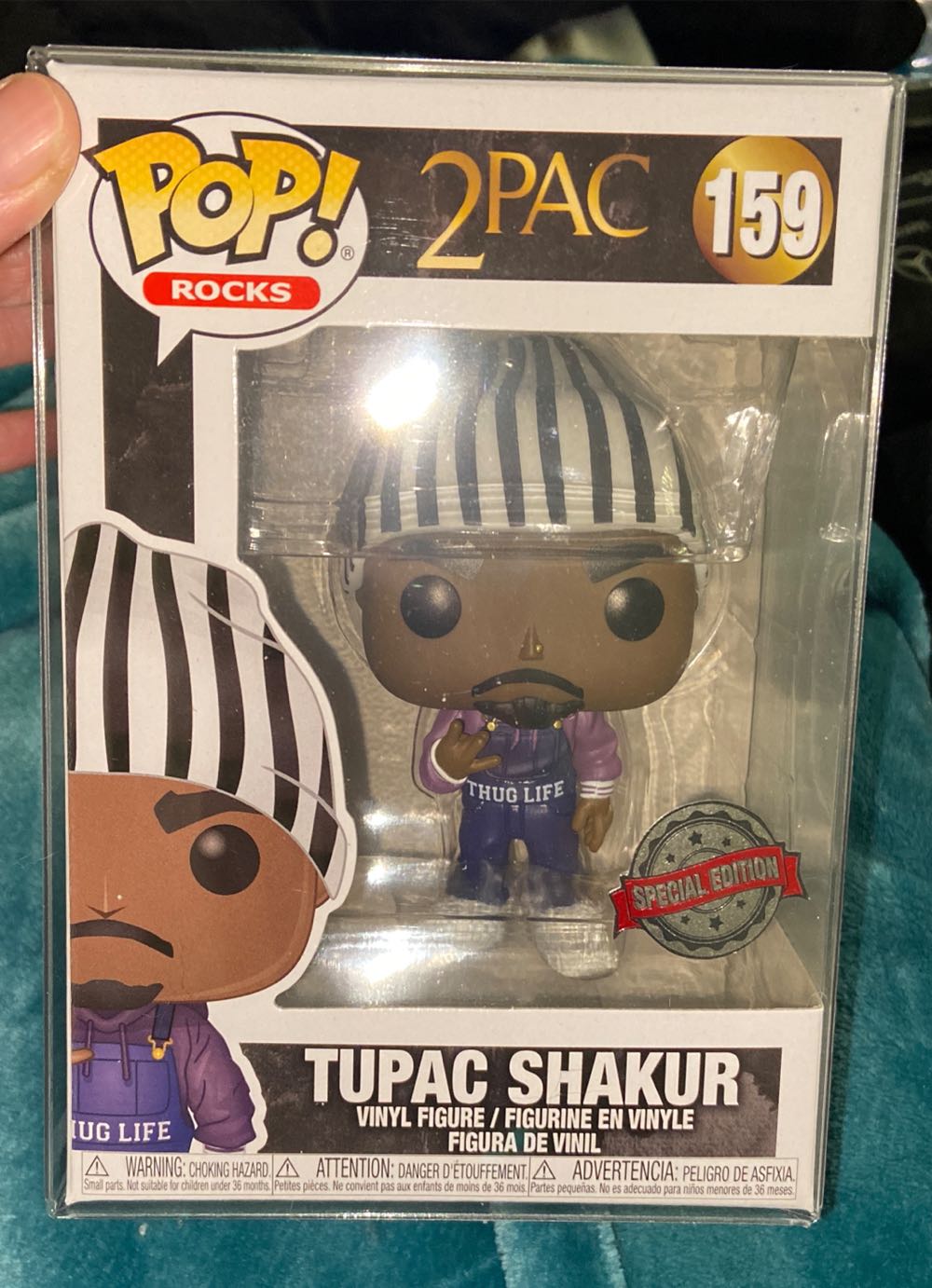 Tupac Shakur (Thug Life Overalls) - Musicians vinyl figure collectible [Barcode 889698454339] - Main Image 2