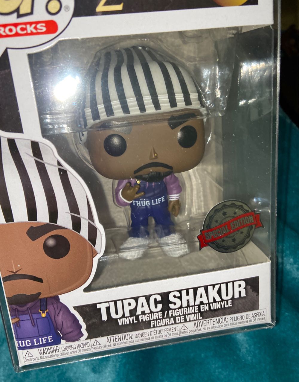 Tupac Shakur (Thug Life Overalls) - Musicians vinyl figure collectible [Barcode 889698454339] - Main Image 4