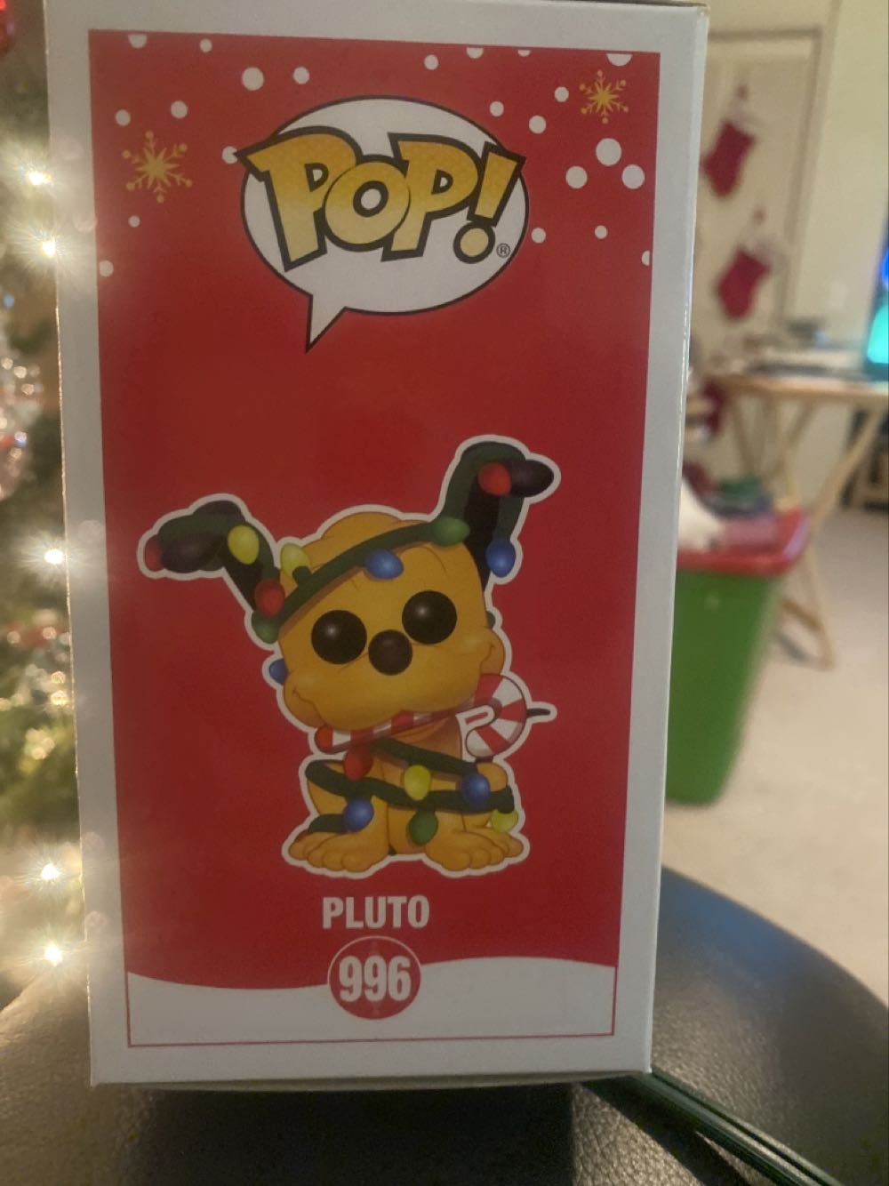 Pluto (Holiday) - Disney vinyl figure collectible [Barcode 889698514200] - Main Image 2