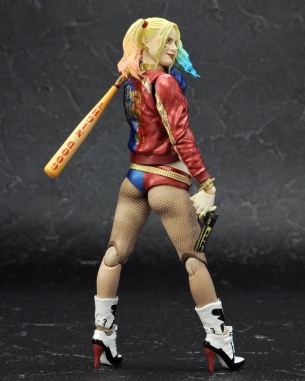 Bandai SH Figuarts Harley Quinn ”Suicide Squad” - DC Universe vinyl figure collectible [Barcode 4549660094548] - Main Image 4
