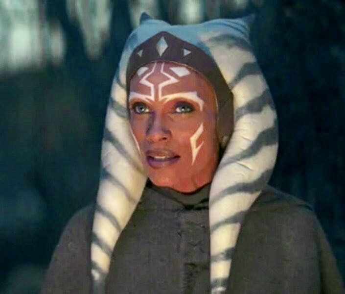 Ahsoka - Star Wars: Clone Wars vinyl figure collectible [Barcode 889698520232] - Main Image 4