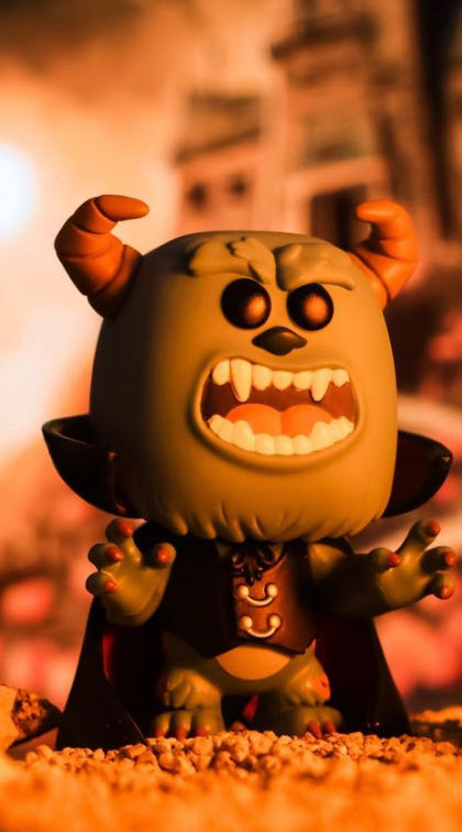 Monsters, Inc: SULLEY as HALLOWEEN VAMPIRE (Amazon Exclusive) - Monsters Inc. vinyl figure collectible [Barcode 889698501255] - Main Image 4