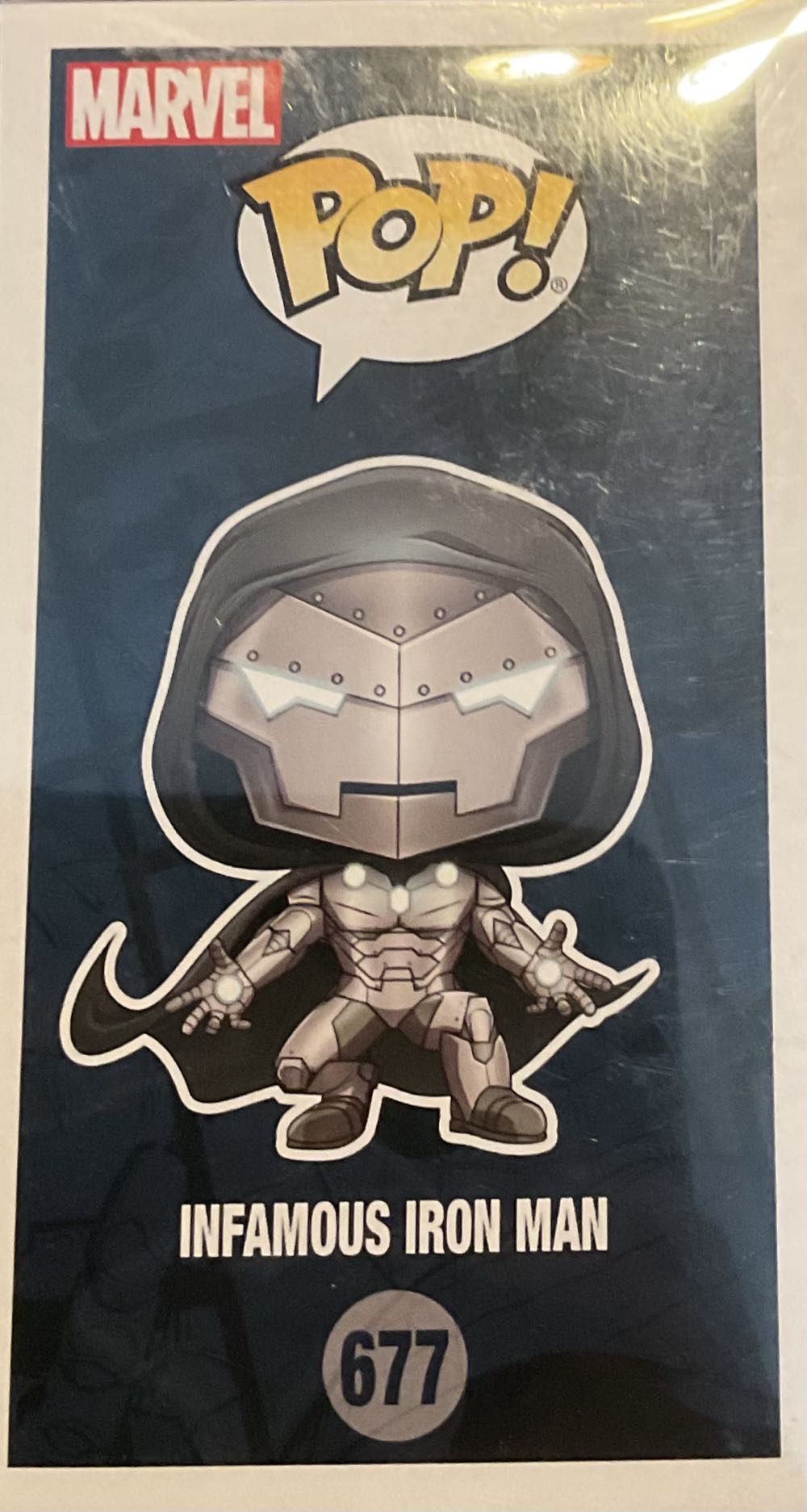 Infamous Iron Man #677 - Marvel Universe vinyl figure collectible [Barcode 889698364447] - Main Image 2