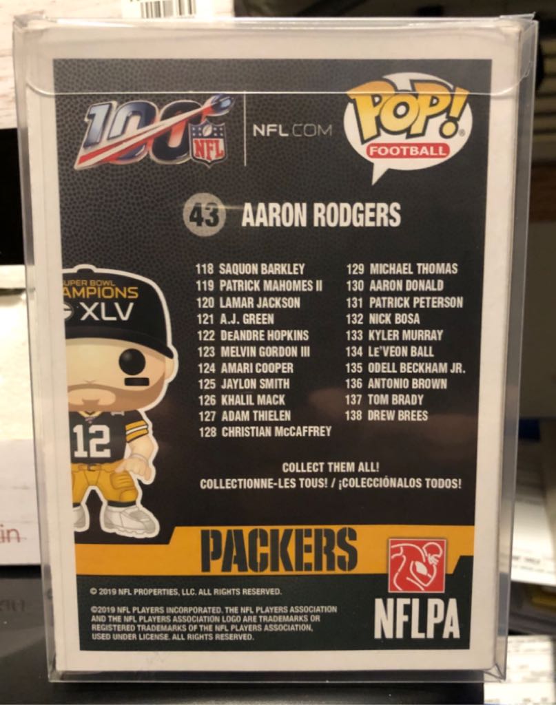 AARON RODGERS  vinyl figure collectible [Barcode 889698446587] - Main Image 2