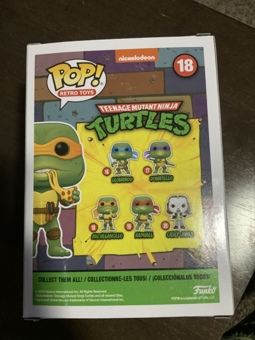Michelangelo - Teenage Mutant Ninja Turtles vinyl figure collectible [Barcode 889698514330] - Main Image 3