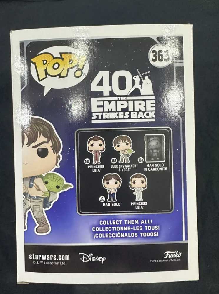 Luke Skywalker & Yoda - Star Wars vinyl figure collectible - Main Image 4