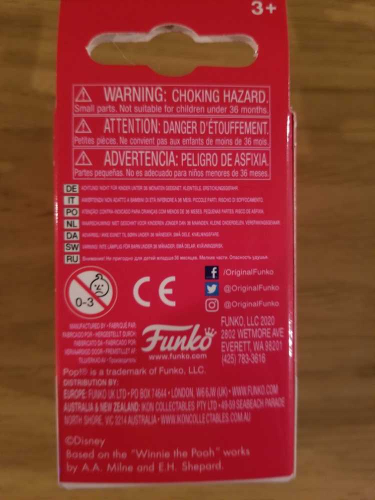 ~ Winnie The Pooh  vinyl figure collectible [Barcode 889698516761] - Main Image 2