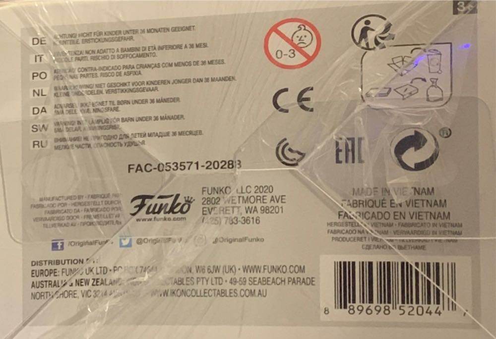 Wanda (Halloween) - Marvel Universe vinyl figure collectible [Barcode 889698520447] - Main Image 3