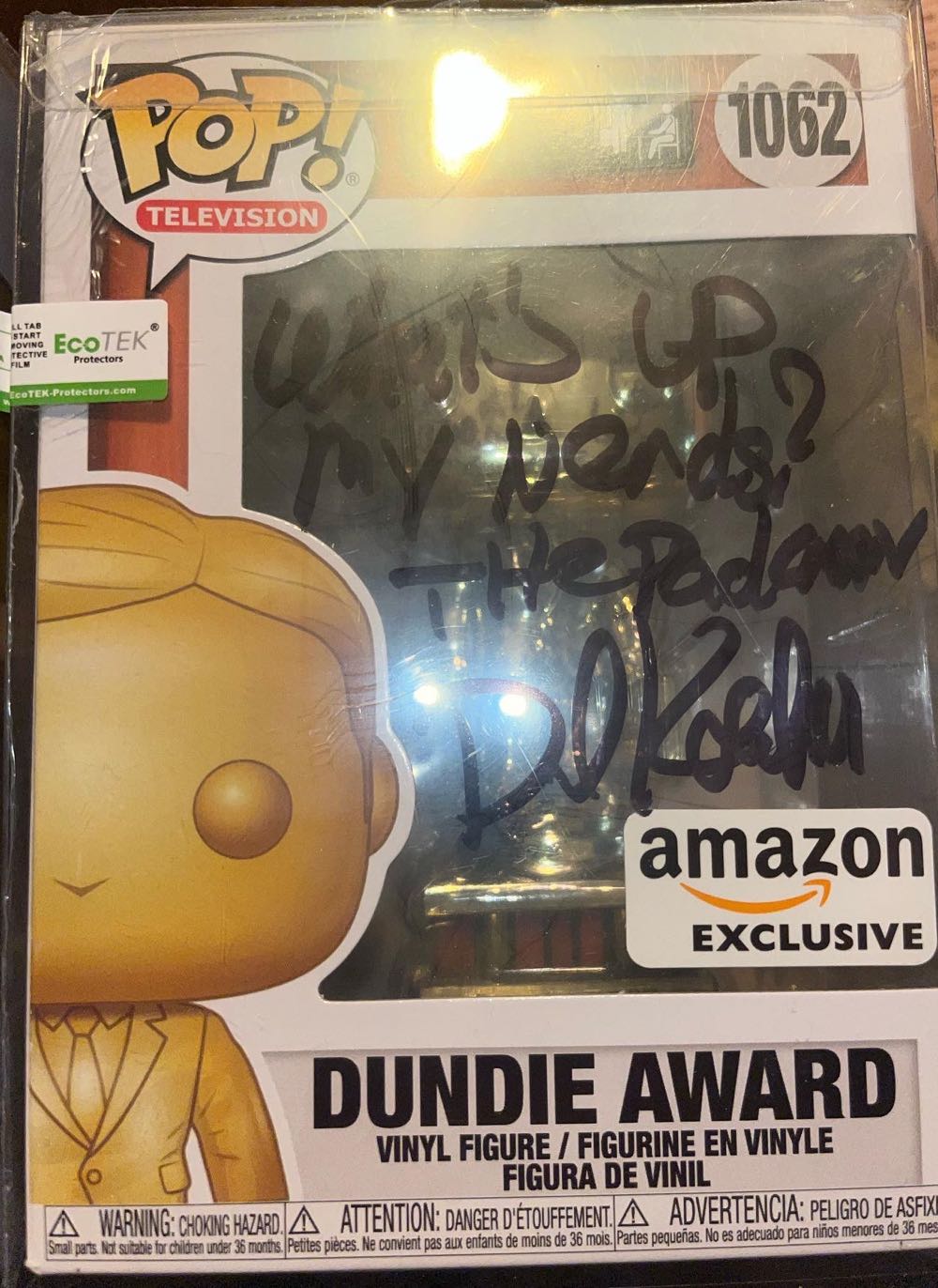 The Office: Dundie Award (Chrome) (Gold) - Funko vinyl figure collectible [Barcode 889698520775] - Main Image 3