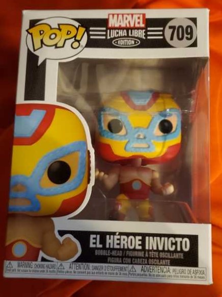 El Héroe Invicto - Marvel Universe vinyl figure collectible [Barcode 889698538718] - Main Image 2
