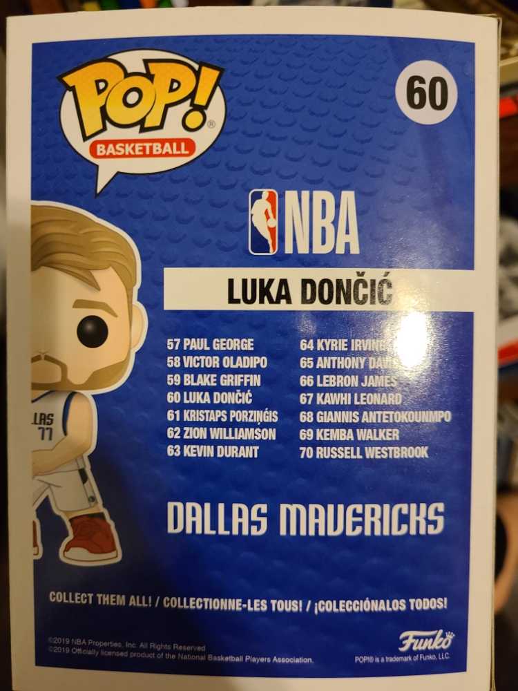 Luka Dončić - NBA vinyl figure collectible [Barcode 889698442770] - Main Image 2