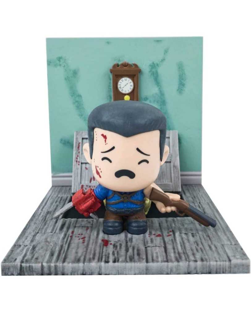 Lootcrate Evil Dead 2 Henrietta Vs Ash Diorama  - Evil Dead vinyl figure collectible [Barcode 757347482456] - Main Image 4