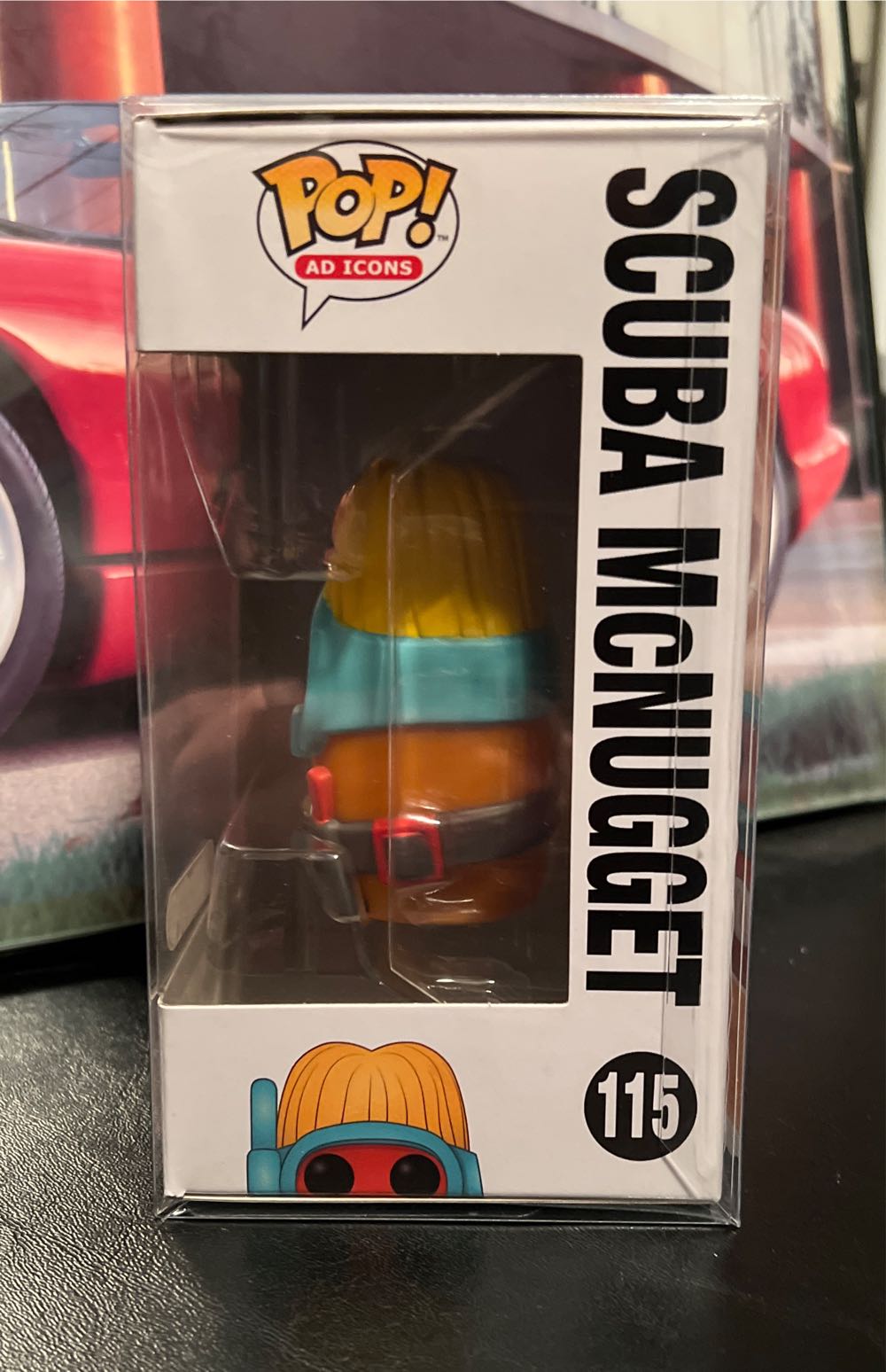 Scuba McNugget - McDonald vinyl figure collectible [Barcode 889698529907] - Main Image 3