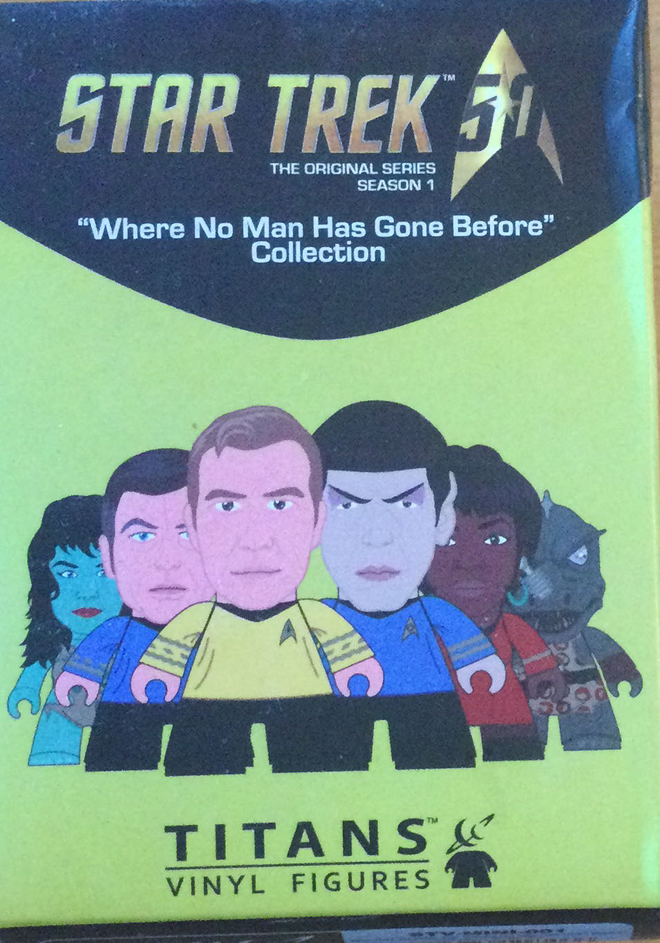 Captain Kirk Season 1 Blind Box Vinyl Figure - Star Trek vinyl figure collectible [Barcode 5052473118466] - Main Image 2