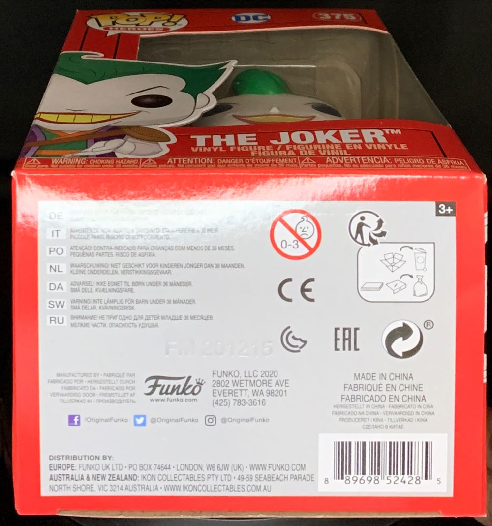 The Joker - DC Universe vinyl figure collectible [Barcode 889698524285] - Main Image 3