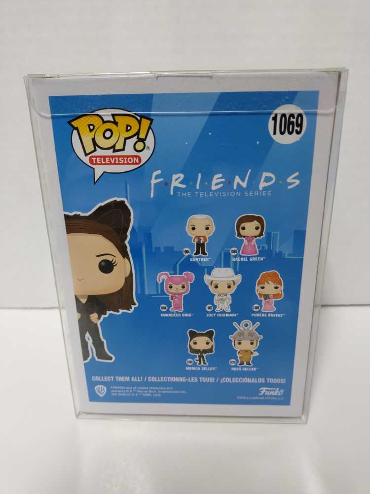 Monica Geller - Friends vinyl figure collectible [Barcode 889698543422] - Main Image 2