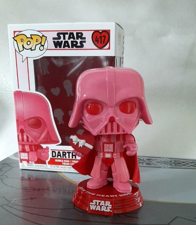 Darth Vader - Star Wars vinyl figure collectible [Barcode 889698528726] - Main Image 4