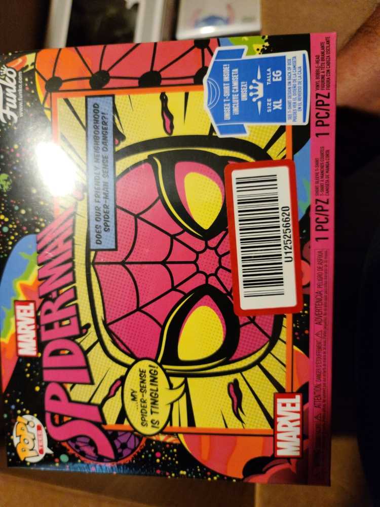 Spider-Man - Spider-Man vinyl figure collectible [Barcode 889698495240] - Main Image 3